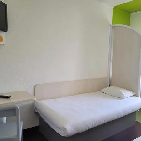 Hotel Tip Ex F1 Cambrai