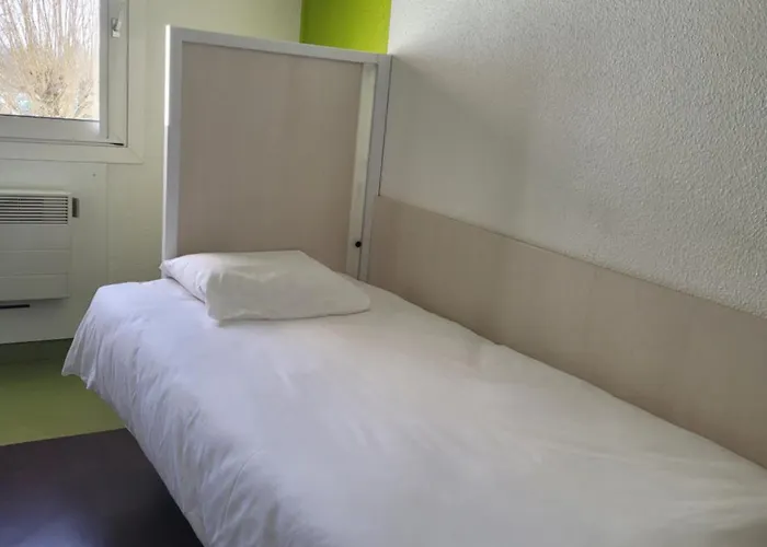 Hotel Tip Ex F1 Cambrai